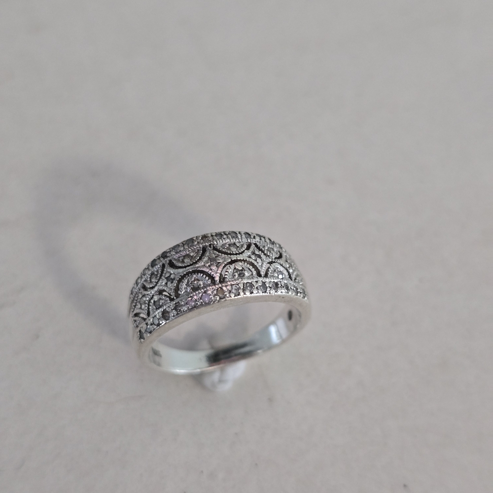 Elegant Silver Women's Ring